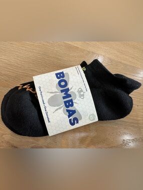 Bombas black ankle socks adult size XS NWT